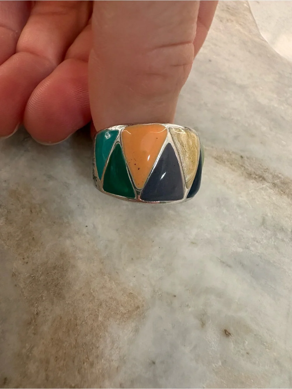 N/A no markings